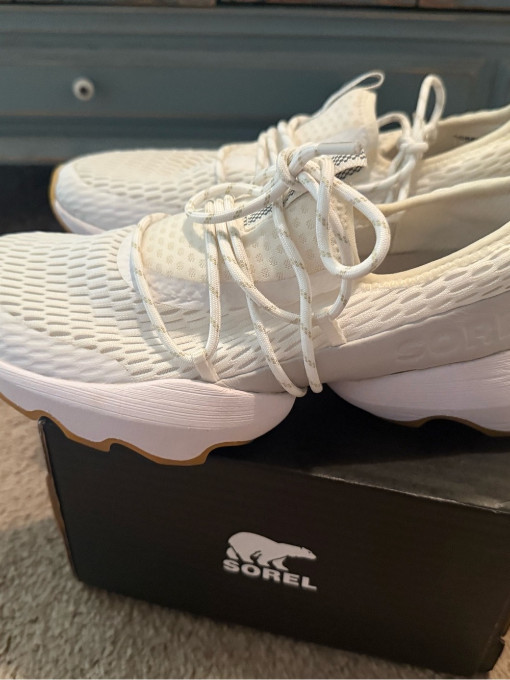 New Sorel White Kinetic Impact Sneakers Yellow 
 7.5 $228 Anthropologie shoes - Picture 9 of 15